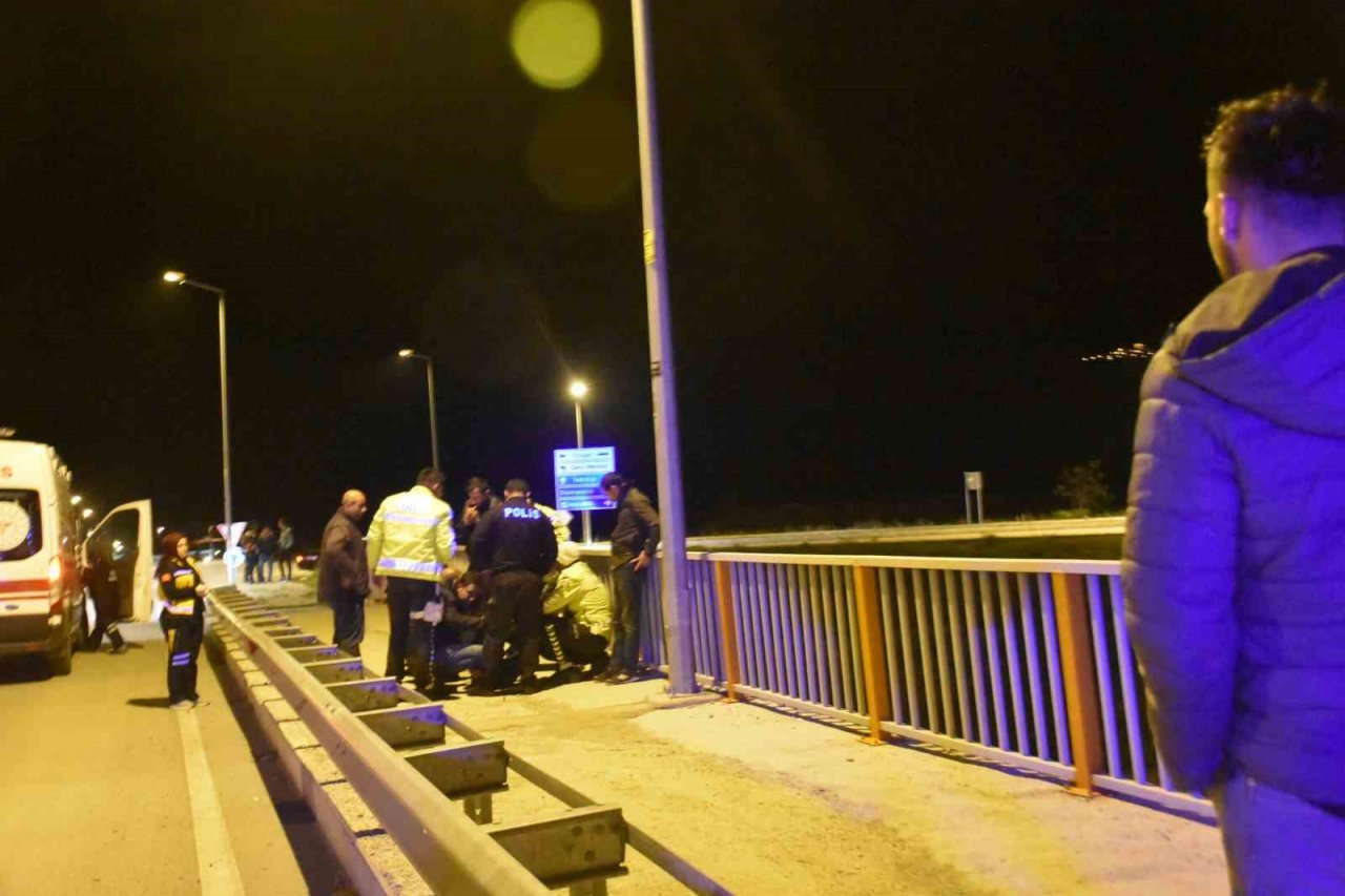 İntihara kalkışan genç D100’ü trafiğe kapattı