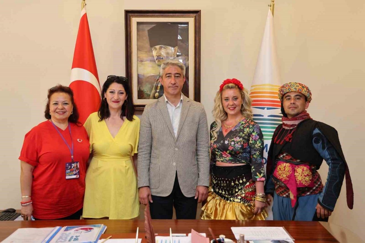 Marmaris Belediyesi Galart ekibini ve dansçı konukları ağırladı