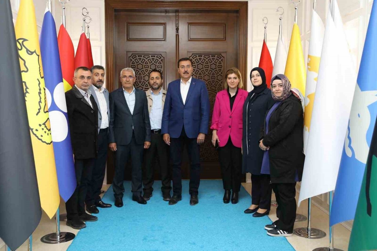 AK Parti’den Başkan Güder teşekkür ziyareti