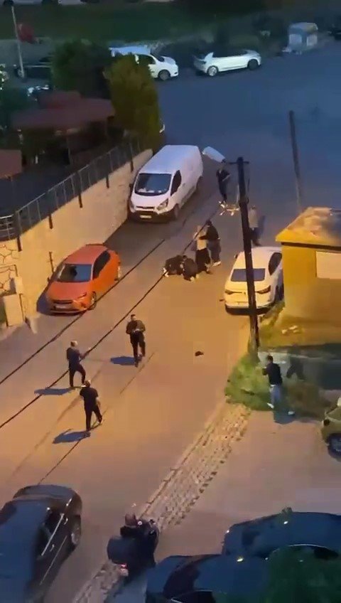 Alkollü sürücü ortalığı birbirine kattı, kendisini durdurmaya çalışan vatandaşı ezdi