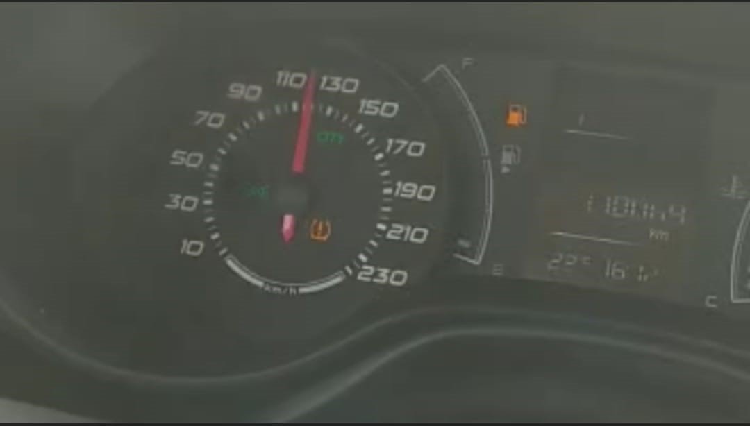 İGDAŞ aracının tehlikeli yolculuğu kamerada