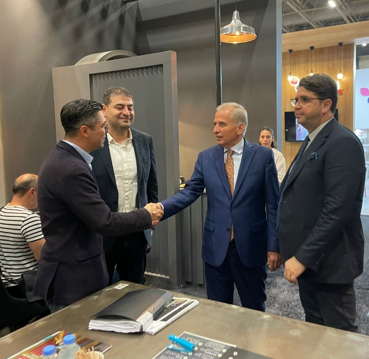 Başkan Zolan, Denizlili tekstilcileri yalnız bırakmadı