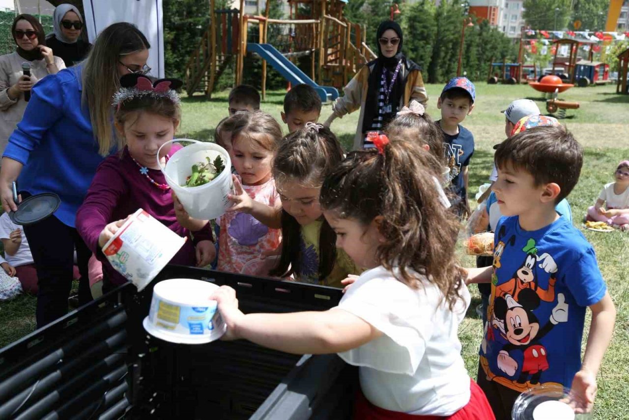 ESA öğrencileri kompost kurulumu yaptılar