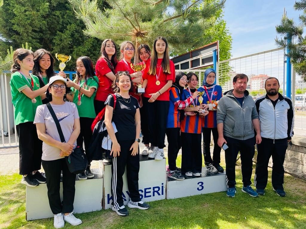 Bocce’de madalyalar sahiplerini buldu