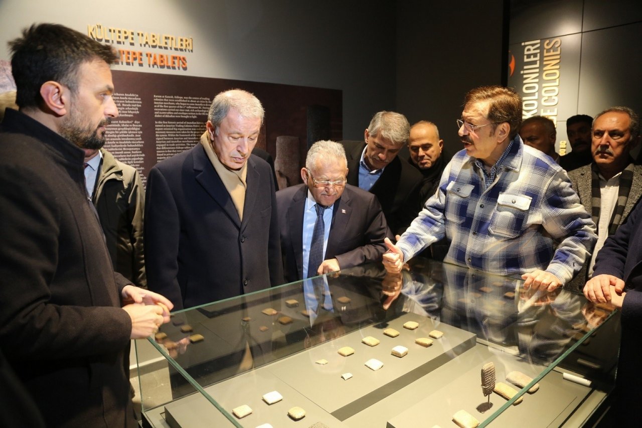 Başkan Büyükkılıç: “Kayseri’de attığınız her adımda geçmişin ayak izlerine basarsınız”