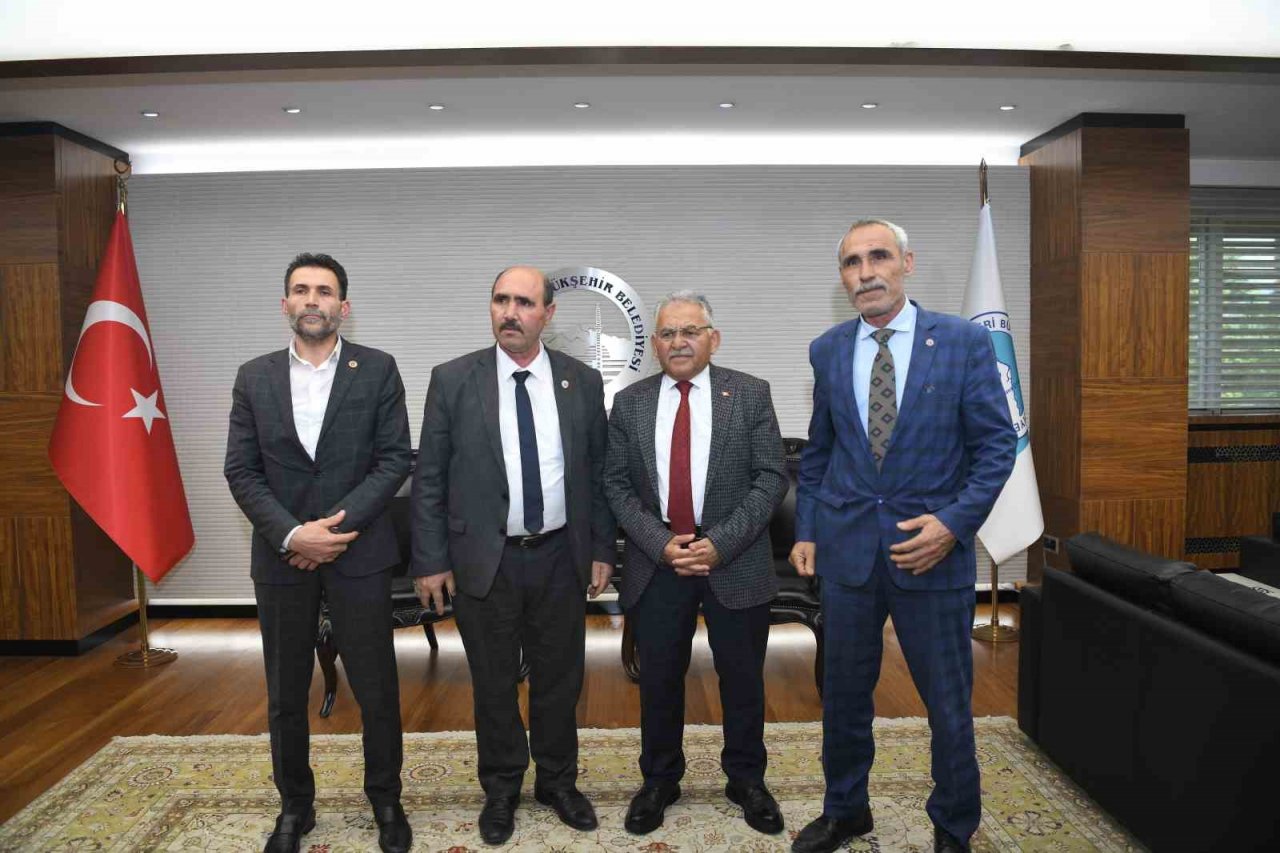 Muhtarlardan Başkan Büyükkılıç’a ücretsiz kombi teşekkürü