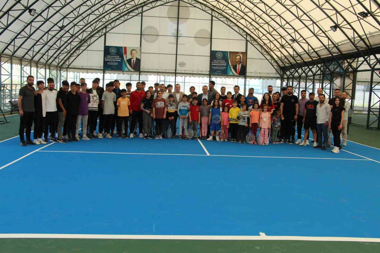 Şırnak uluslararası tenis turnuvasına hazırlanıyor