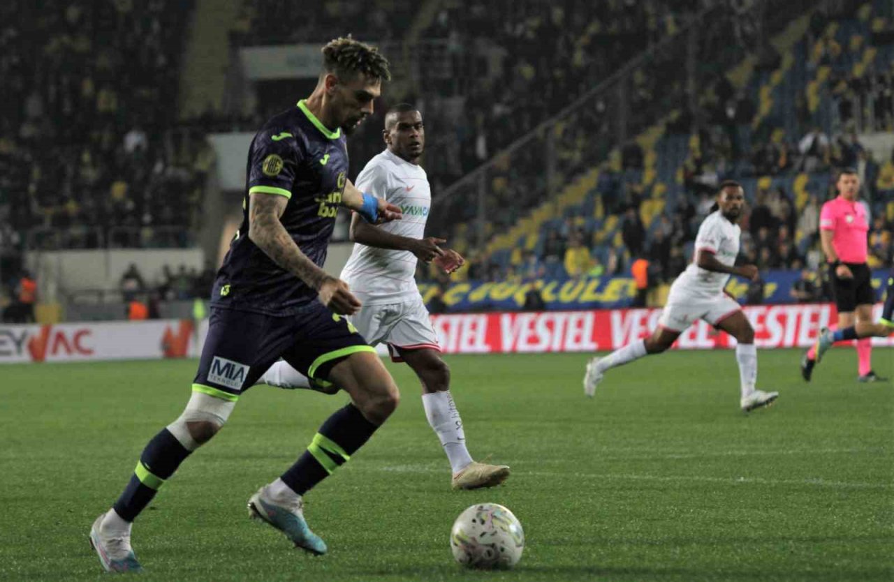 Spor Toto Süper Lig: MKE Ankaragücü: 1 - FTA Antalyaspor: 1 (Maç sonucu)