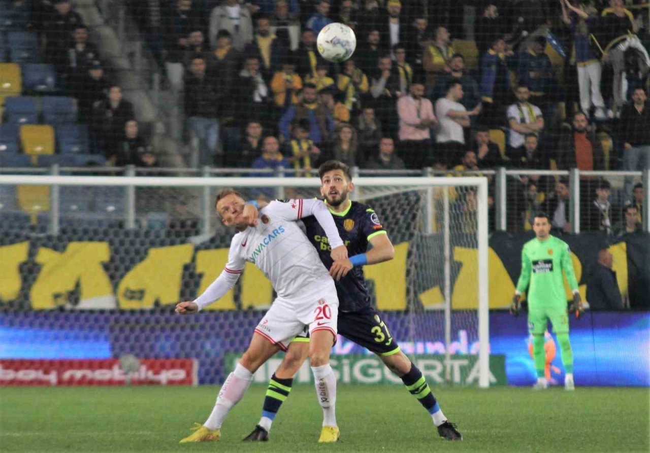 Spor Toto Süper Lig: MKE Ankaragücü: 1 - FTA Antalyaspor: 1 (Maç sonucu)