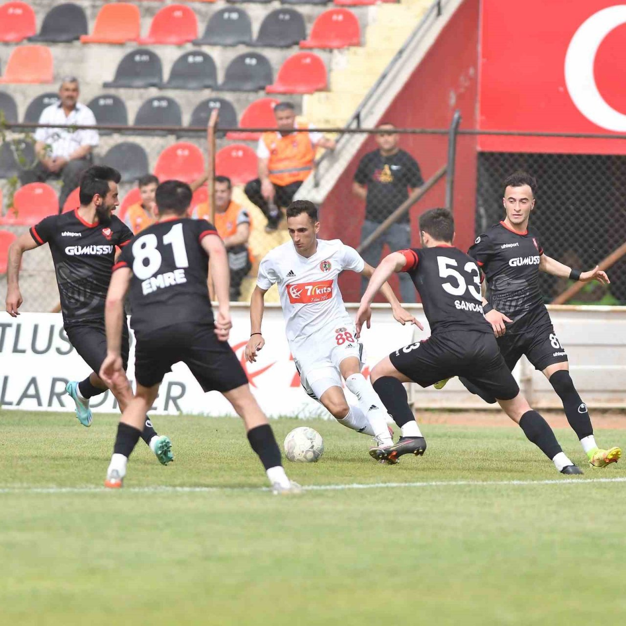 TFF 3. Lig: Turgutluspor: 1 - Gümüşhanespor: 1