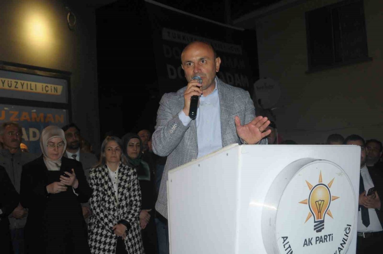 AK Parti Altınova’da miting düzenledi