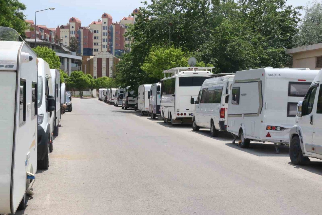 Antalya’da denize sıfır karavan tatiline yasak geliyor