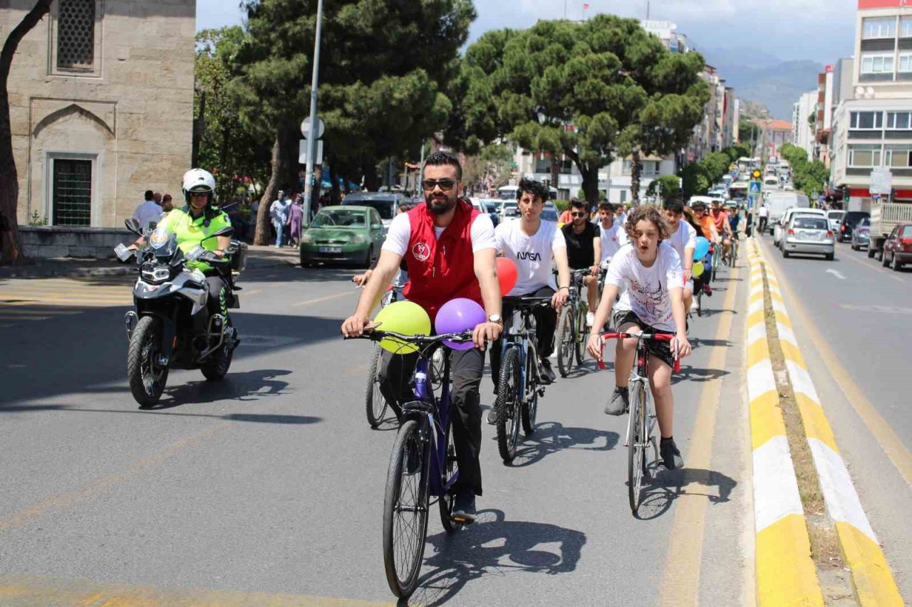 Pedallar, 19 Mayıs için çevrildi