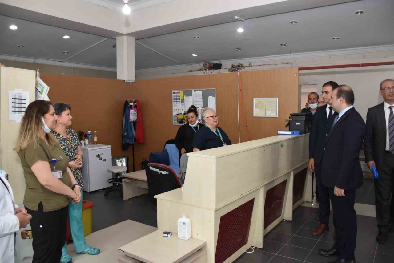 İl Sağlık Müdürü Şenkul yapımı süren hastane inşaatında incelemelerde bulundu