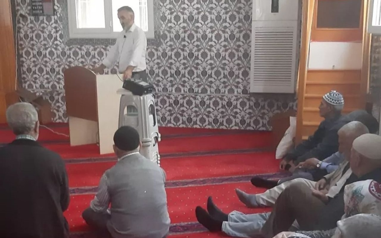 Germencik’te hacı adaylarına seminer verildi