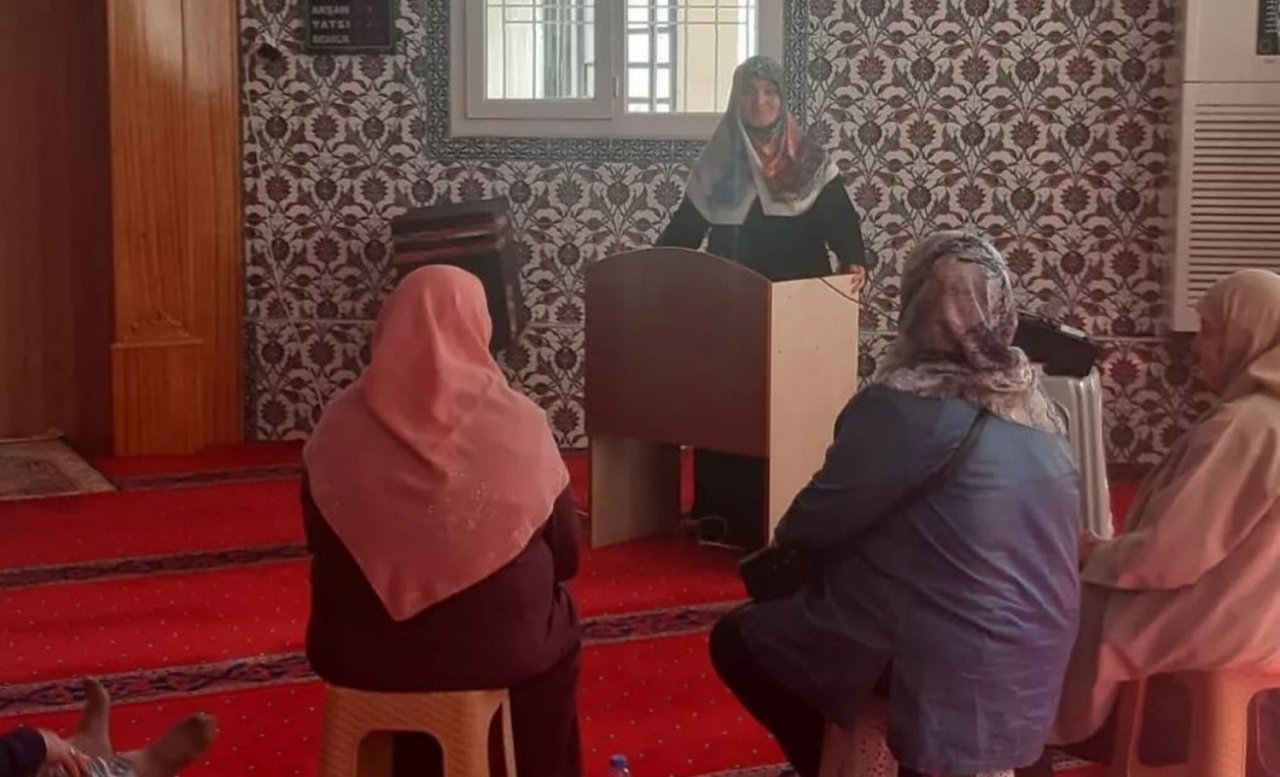 Germencik’te hacı adaylarına seminer verildi