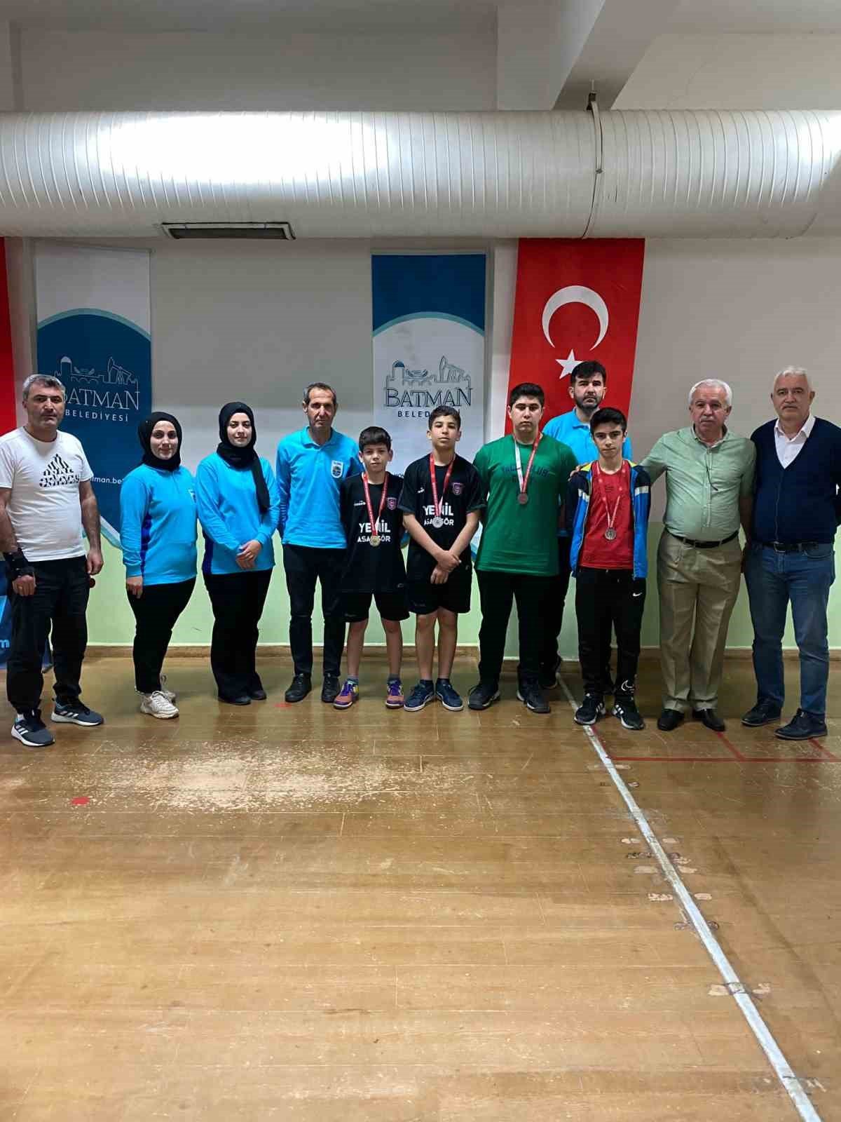 Batman’da masa tenisi turnuvası sona erdi