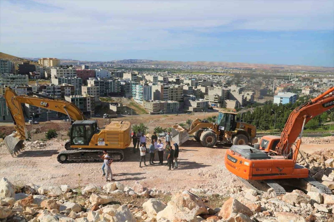 Eyyübiye’de deprem izolatörlü bin konutun temeli atılıyor