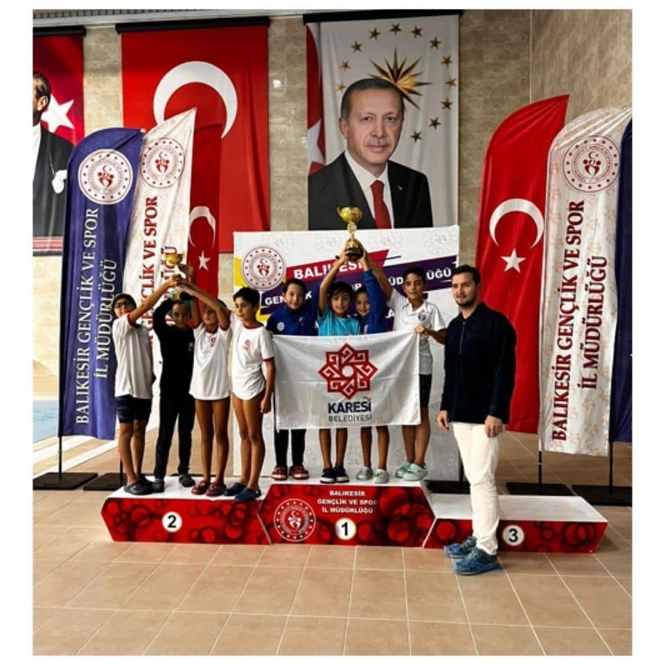 Karesi Belediyespor başarıdan başarıya koşuyor