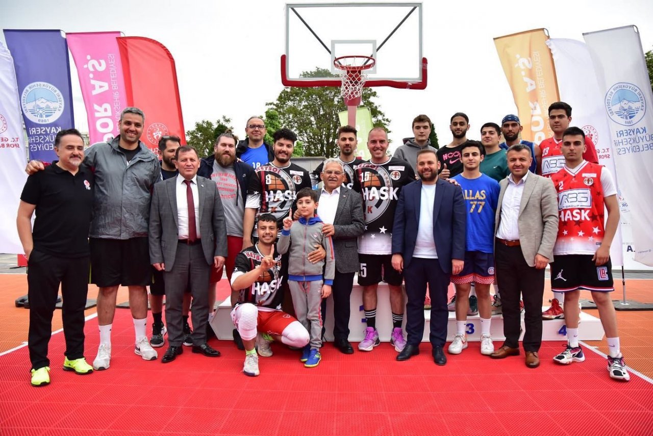 3x3 Basketbol müsabakaları nefes kesti