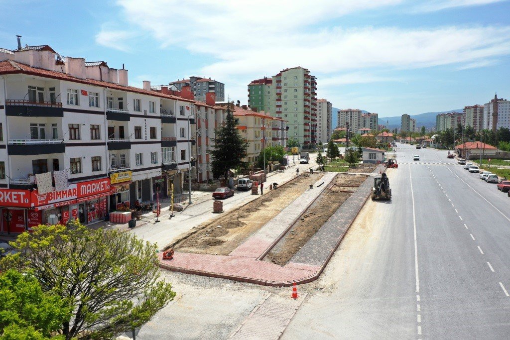 Başkan Çolakbayrakdar; “Kentsel dönüşümü, sosyal odaklı yapıyoruz”