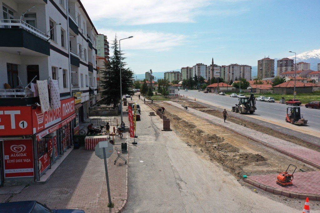 Başkan Çolakbayrakdar; “Kentsel dönüşümü, sosyal odaklı yapıyoruz”