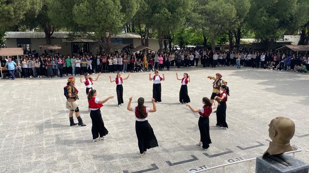 Gençlik ve Spor Bayramına muhteşem kutlama