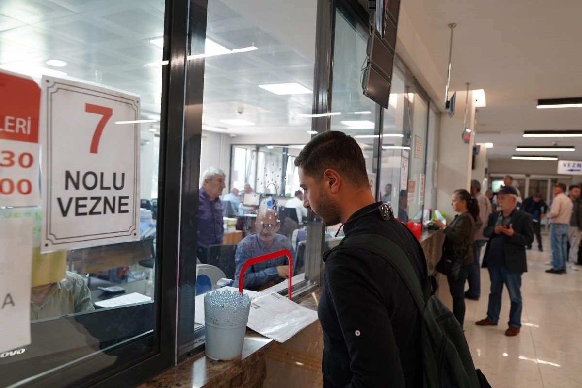 Melikgazi’de Vezneler Hafta Sonu Açık