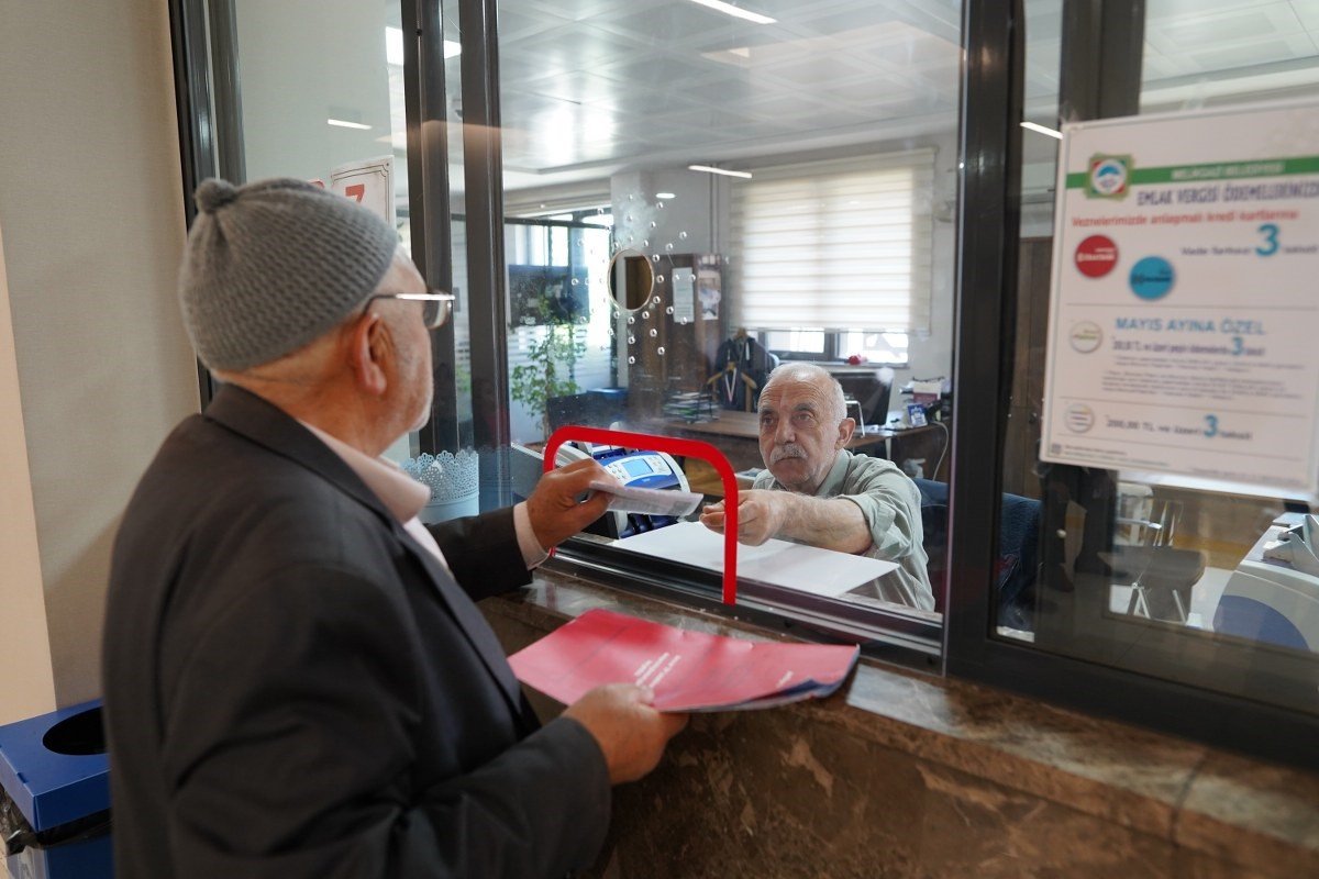 Melikgazi’de Vezneler Hafta Sonu Açık