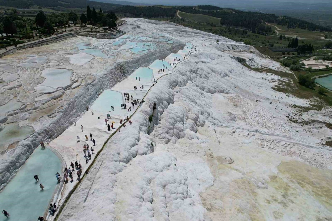 Pamukkale Müzeler Günü’nde şenlendi