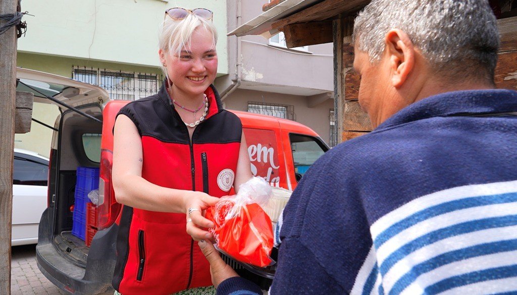 Mİsafir gönüllü Militsa Gürsu’ya çok alıştı