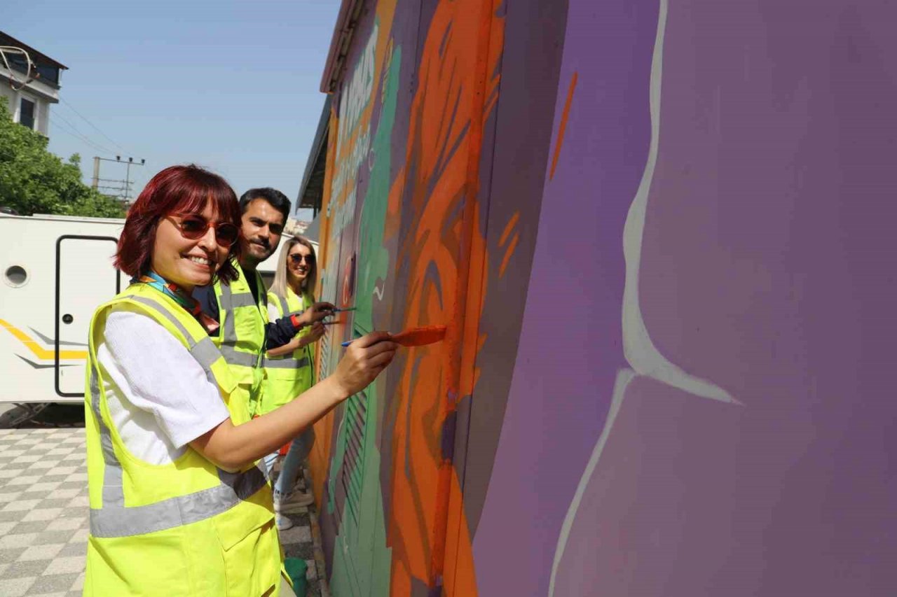 19 Mayıs gençlik enerjisi trafoya yansıtıldı