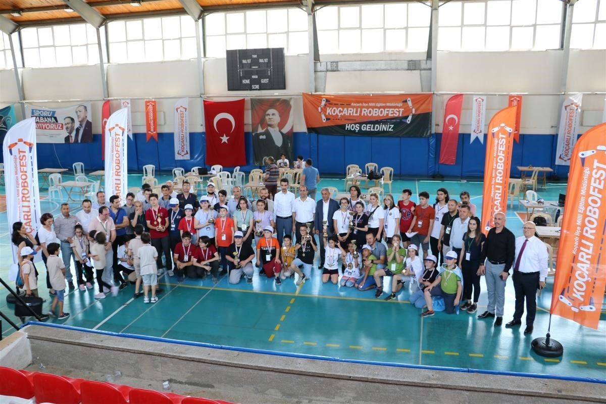 Geleceğin teknolojileri, ’Robofest Robotik Kodlama Yarışması’nda belirlenecek