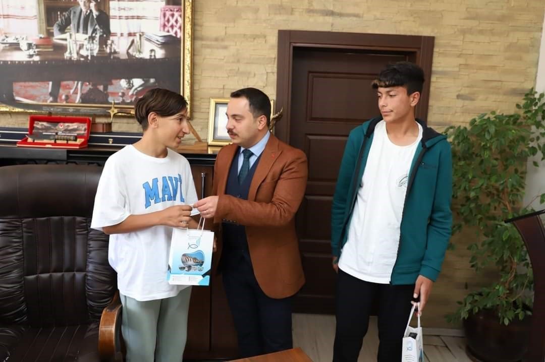 Dereceye giren öğrenciler ödüllendirildi