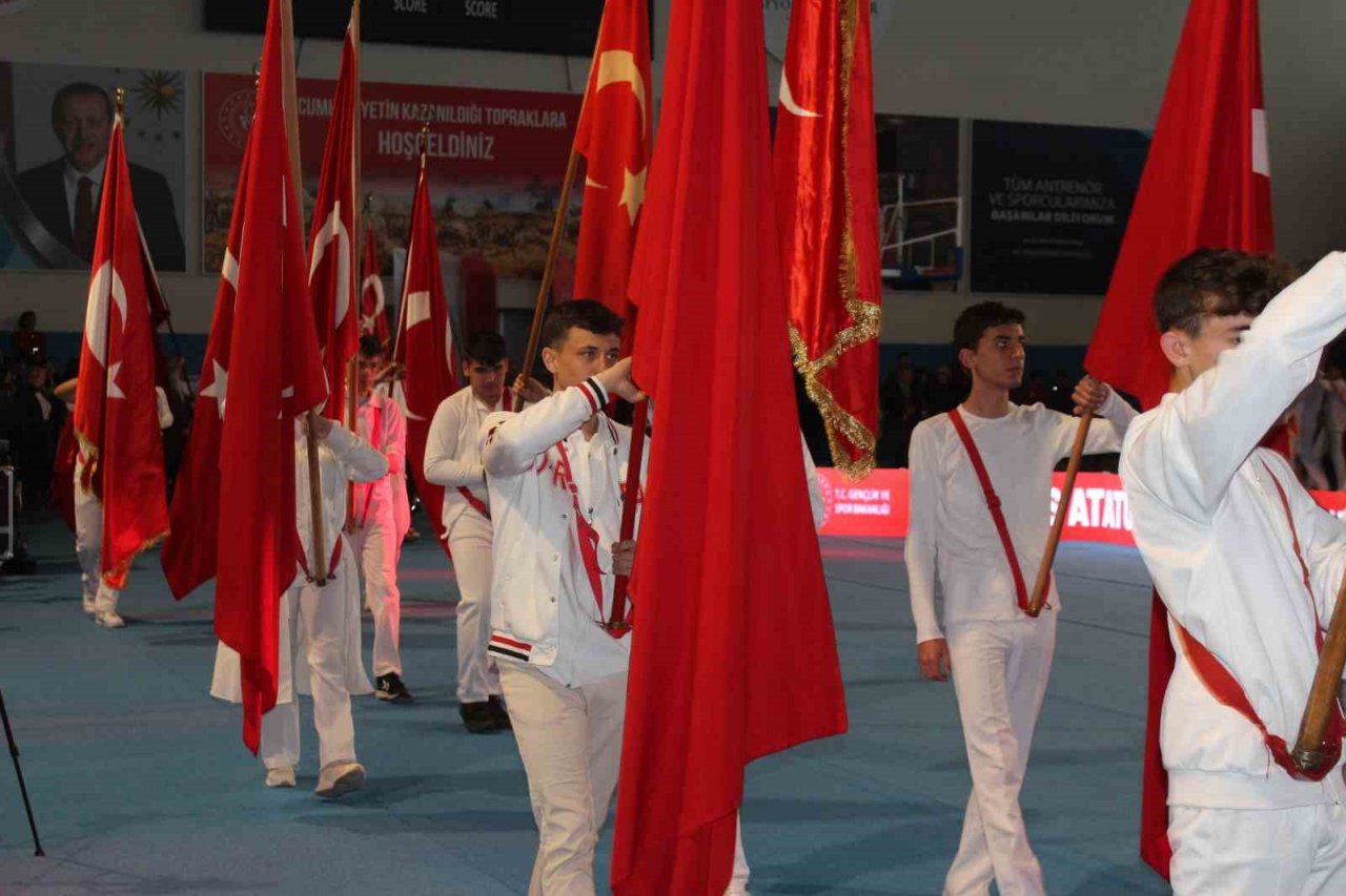 Afyonkarahisar’da 19 Mayıs coşkusu yaşandı