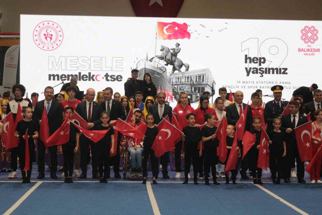 19 Mayıs Atatürk’ü Anma Gençlik ve Spor Bayramı coşkuyla kutlandı