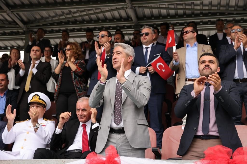 Marmaris’te 19 Mayıs coşkuyla kutlandı