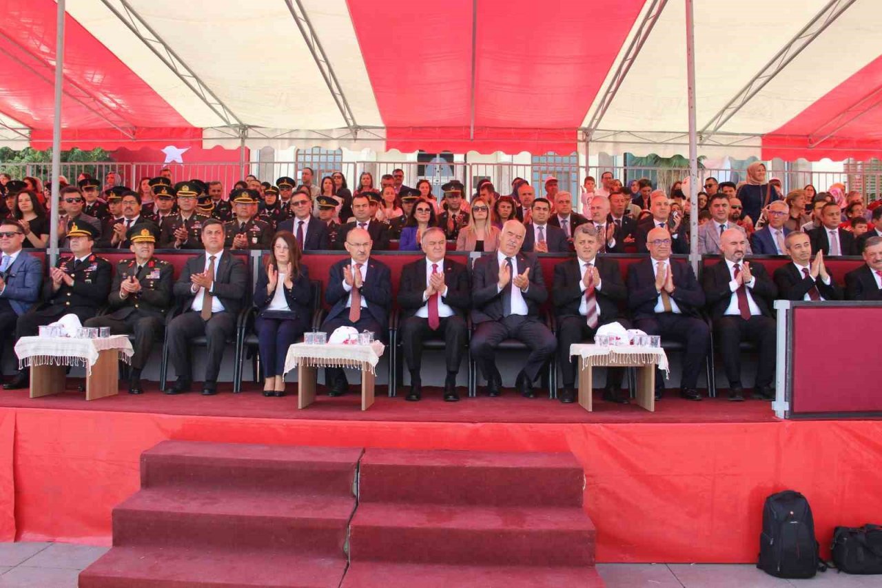 Manisa’da 19 Mayıs coşkusu