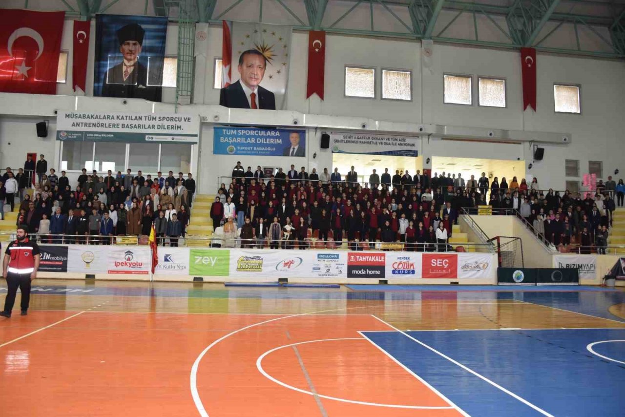 Hendek’te 19 Mayıs coşkusu