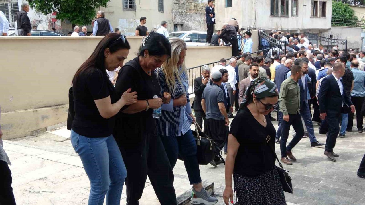MHP Kozan İlçe Başkanı Nihat Atlı son yolculuğuna uğurlandı