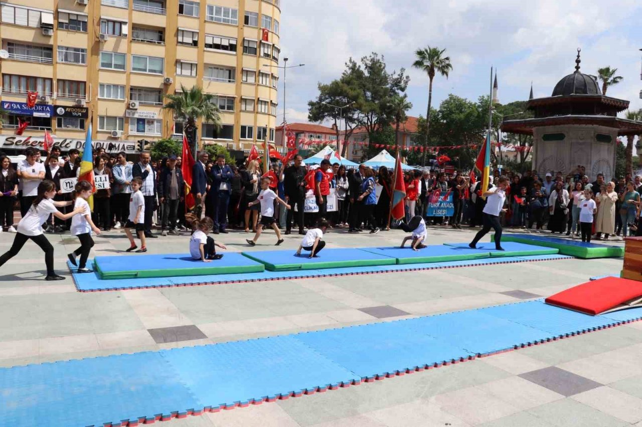 Nazilli’de 19 Mayıs coşkuyla kutlandı