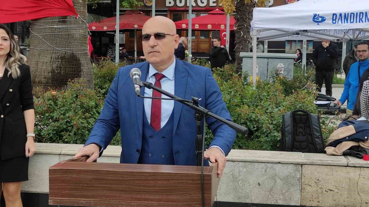 Bandırma’da 19 Mayıs coşkuyla kutlandı