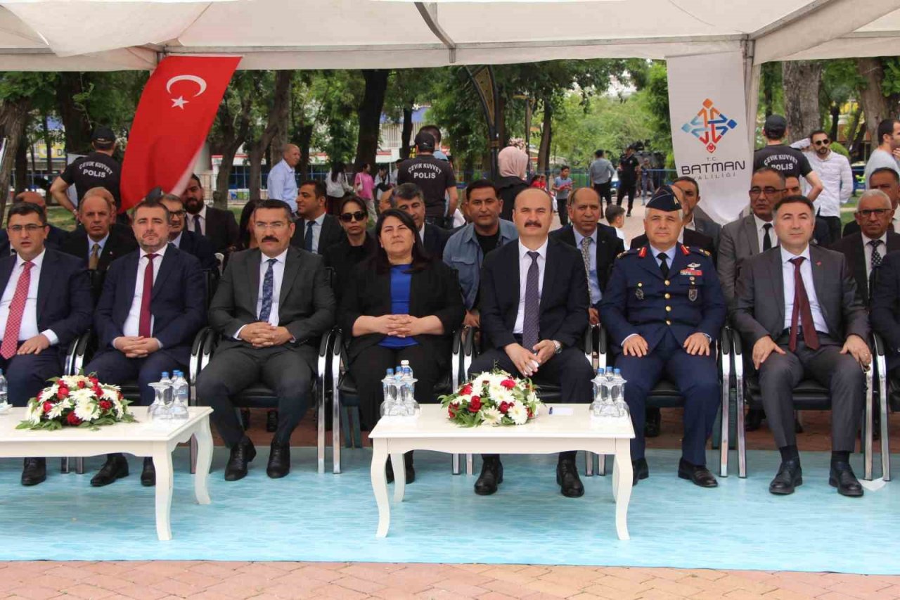 Batman’da 19 Mayıs Gençlik ve Spor Bayramı coşkuyla kutlandı