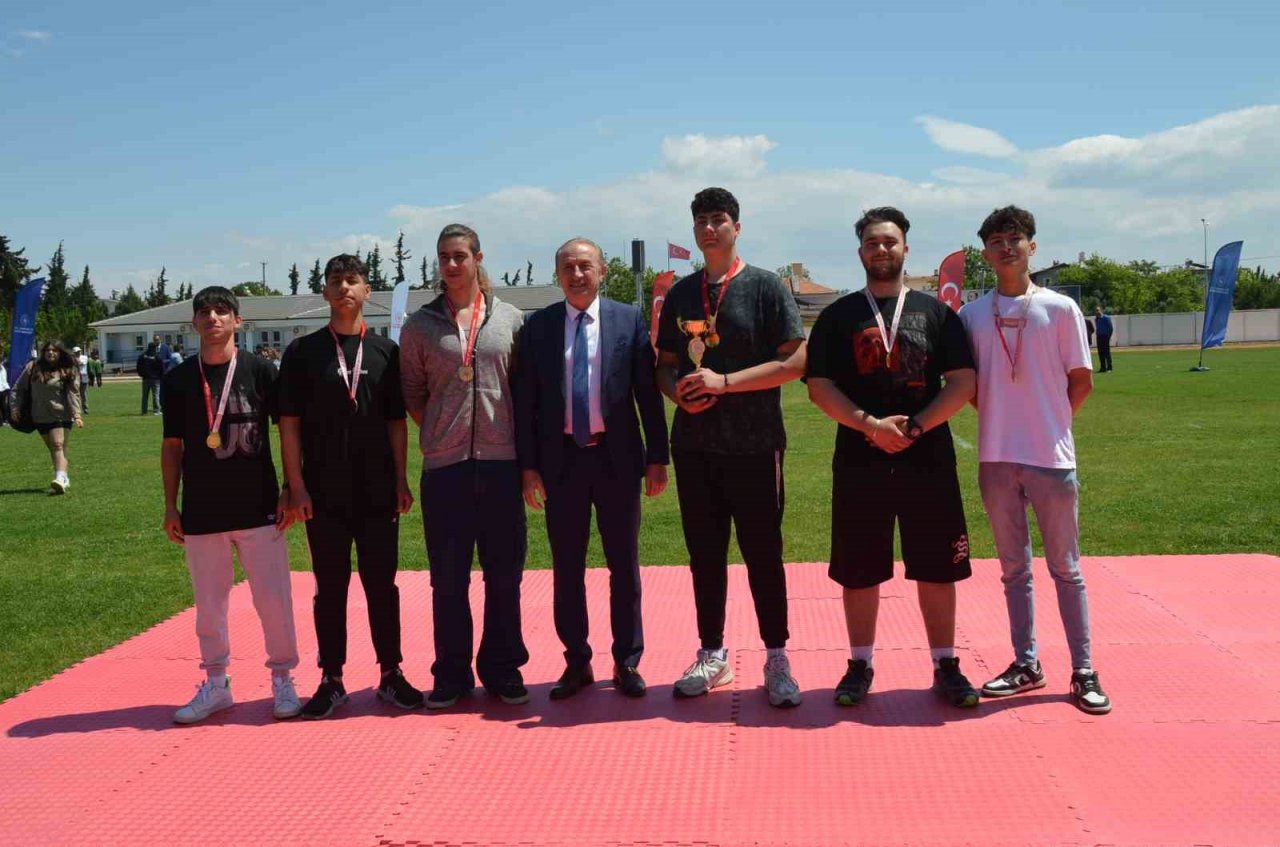 Didim’de 19 Mayıs kutlamaları renkli görüntülere sahne oldu