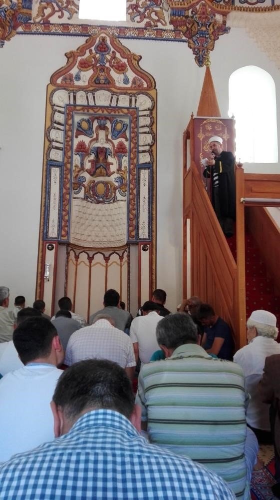 Diyanet Cuma hutbesinde gençliğin önemine dikkat çekti