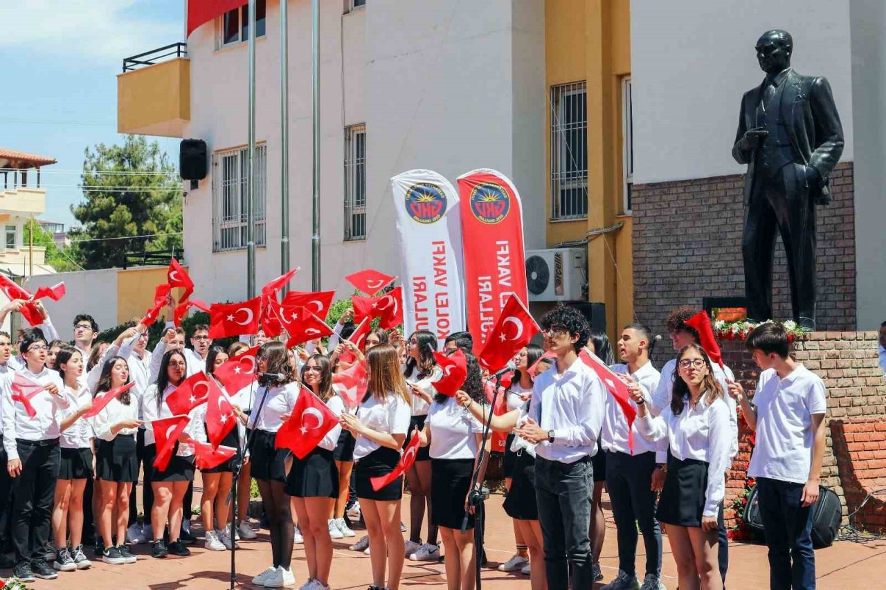 Gaziantep Kolej Vakfı’nda 19 Mayıs coşkusu