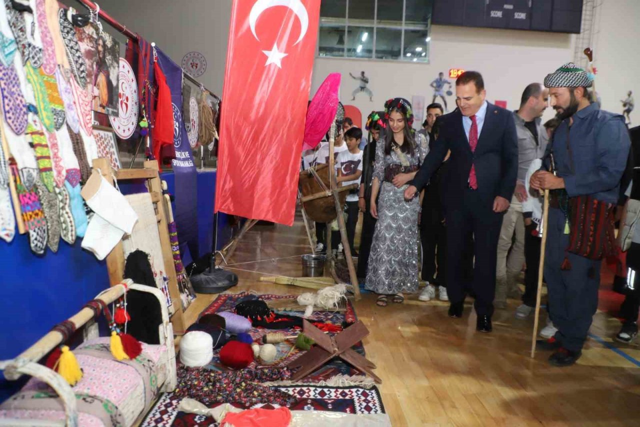 Hakkari’de 19 Mayıs coşkusu