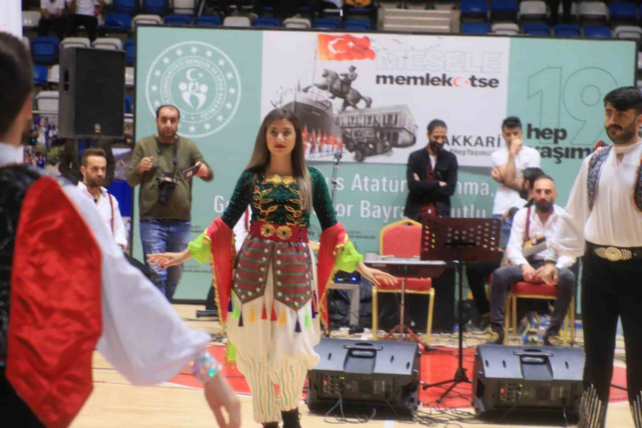 Hakkari’de 19 Mayıs coşkusu