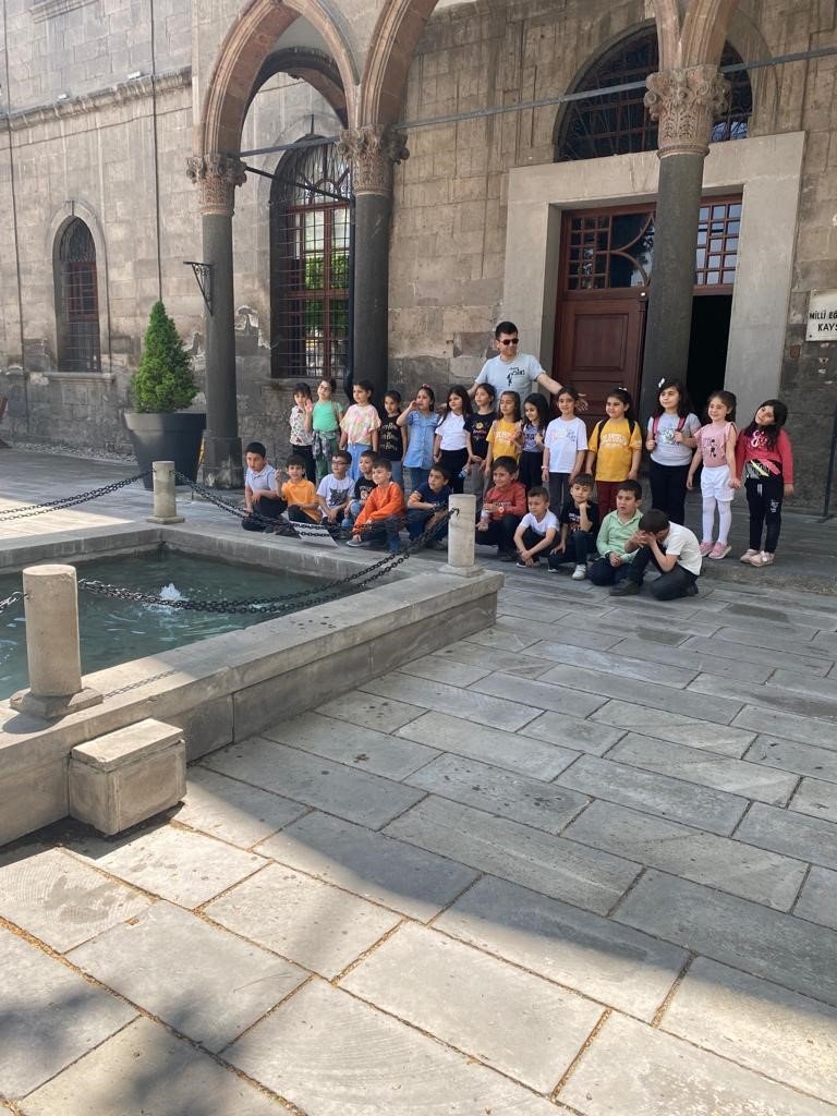 Büyükşehir müzelerine ziyaretçi akını