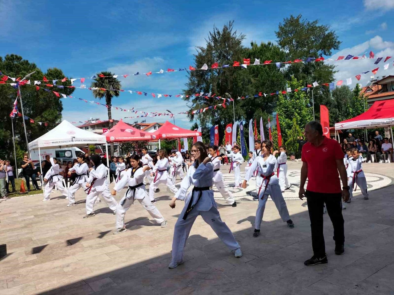 Köyceğiz’de Atatürk’ü Anma, Gençlik ve Spor Bayramı coşkuyla kutlandı